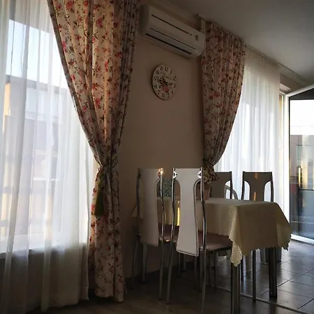 Lägenhet Уютные Апартоменты Рядом С Морем. *